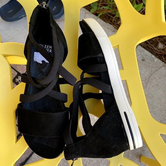 New Eileen Fisher Black Suede zip back strappy sandals US Size 7 M - Picture 10 of 10